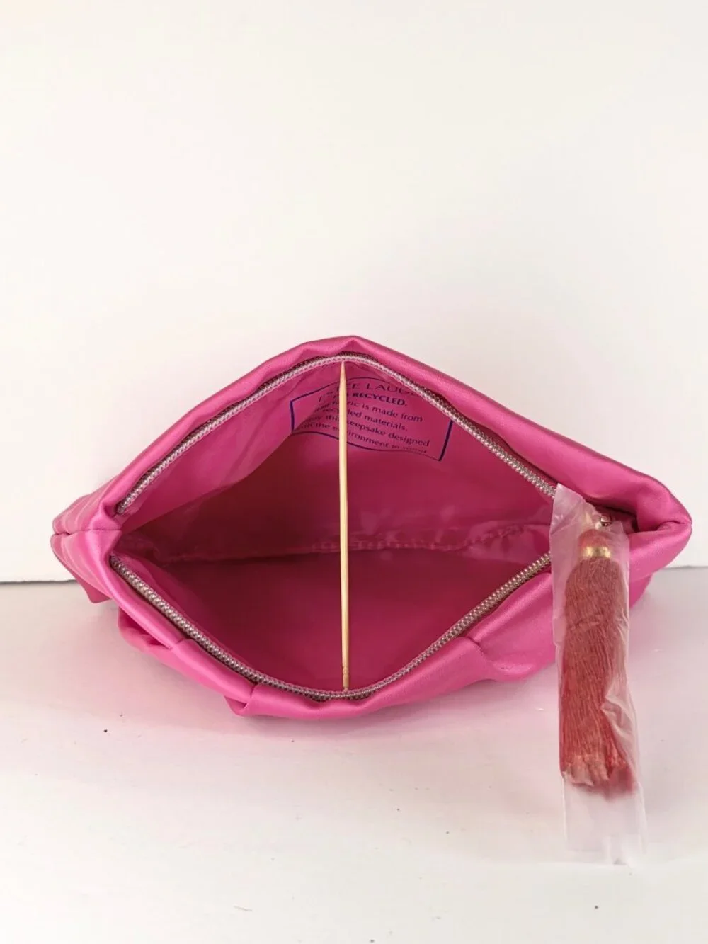 Estee Lauder Makeup Cosmetic Bag Hot Pink Satin with Red Tassel Zipper